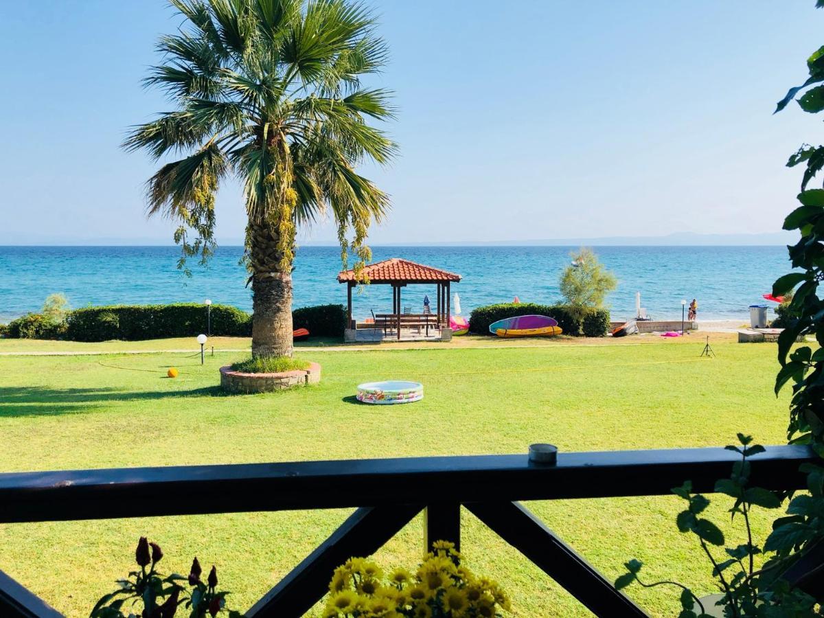 On The Beach Apartment Полихроно Екстериор снимка